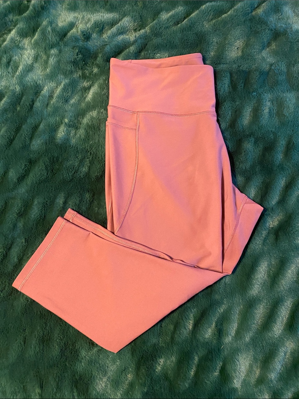Women’s Mauve Performance Leggings with High Waist and Pockets